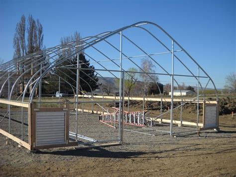 Building Commercial Greenhouse Pictures