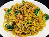 Pictures of Chinese Noodles And Shrimp