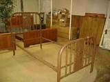 Pictures of Vintage Iron Beds For Sale