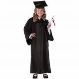 Pictures of Graduation Robe Rental
