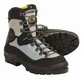 Insulated Mountaineering Boots Images