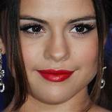 Photos of Selena Makeup
