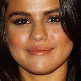 Selena Gomez With Makeup Images