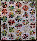 Photos of Large Dresden Plate Quilt Pattern