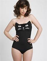 Pictures of Cute Old Fashioned One Piece Bathing Suits
