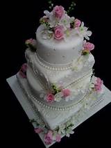 Gumpaste Flowers For Wedding Cakes Images