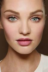Natural Makeup Look For Blue Eyes Images