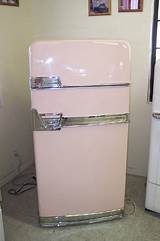 Pictures of Retro Frigidaire Refrigerator
