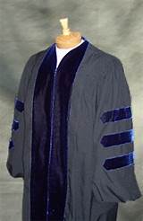 Pictures of Yale Doctoral Regalia