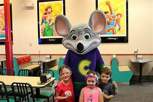 Go Big With A Chuck E Cheese S Birthday Party It 39 S A Lovely Life