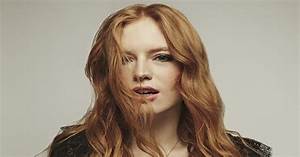 Freya Ridings Rises To Music Moves Europe Talent Chart Summit Talent