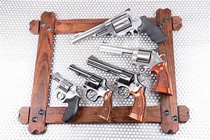 Smith Wesson Revolver Frame Sizes Part 1 The Differences In