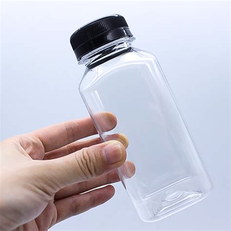 Mengurangi Penggunaan Botol Plastik Sekali Pakai