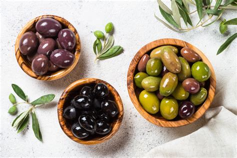 Penggunaan olive di kemasan makanan dan minuman