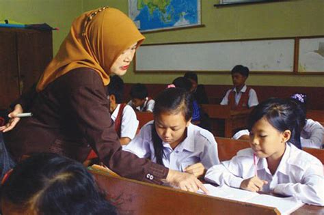 Tantangan Kelas Bahasa Indonesia Kelas 1