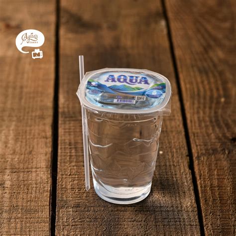 aqua gelas glass