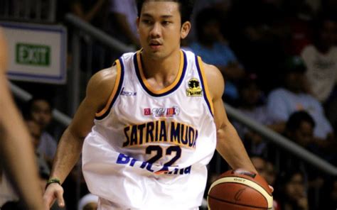 Denny Sumargo basketball
