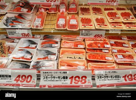 Ikan dan Produk Laut Jepang di Supermarket