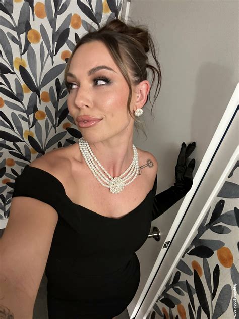 OnlyFans content preview on domain