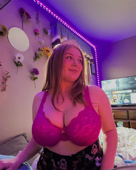 Alyssaholmes69 nude onlyfans port Telegram preview