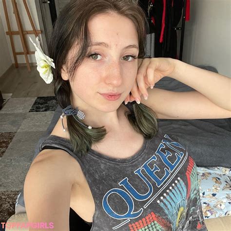 OnlyFans content preview on domain