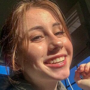 Bad.blondiee1 flashes nude Telegram preview