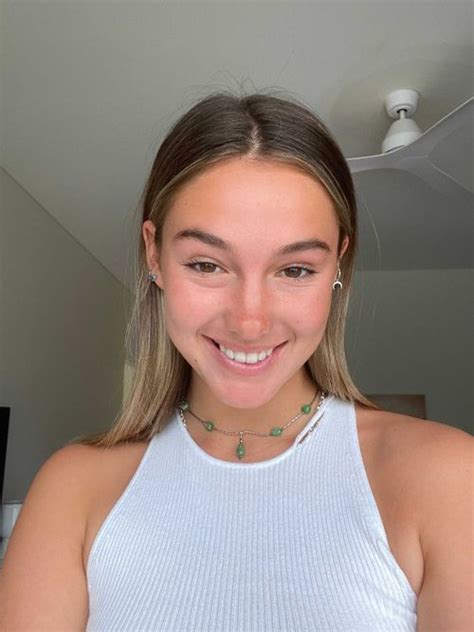 Bbygirl-ella onlyfans mega leaks Telegram channel preview