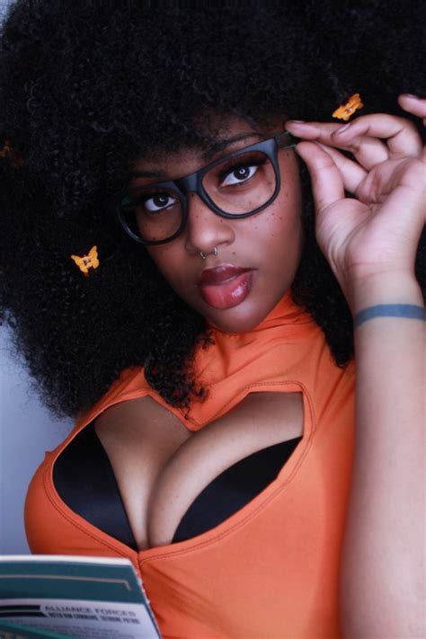 Charanne loves nuda onlyfans Telegram channel preview