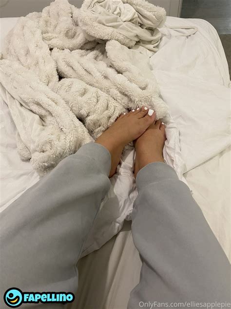 Elliesapplepie nudes telegram naked pics Telegram preview