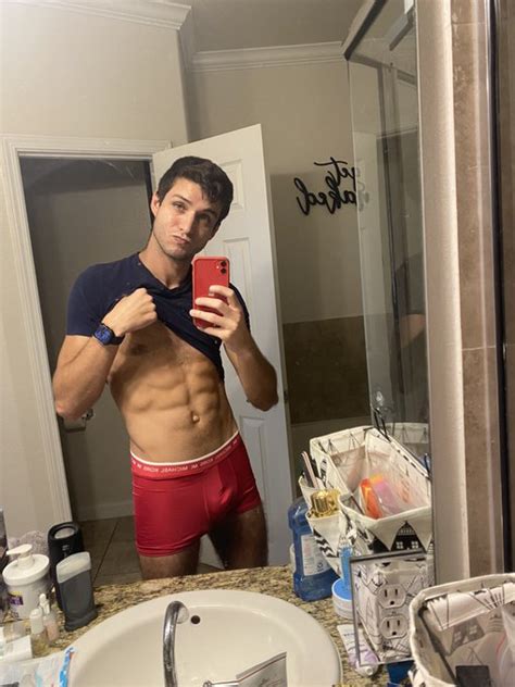 Elliot finn gay porn onlyfan leam Telegram channel preview