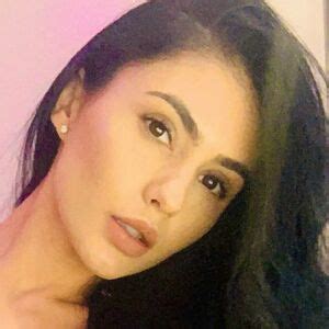 Emmakuzi onlyfans nude leaked photos Telegram channel preview