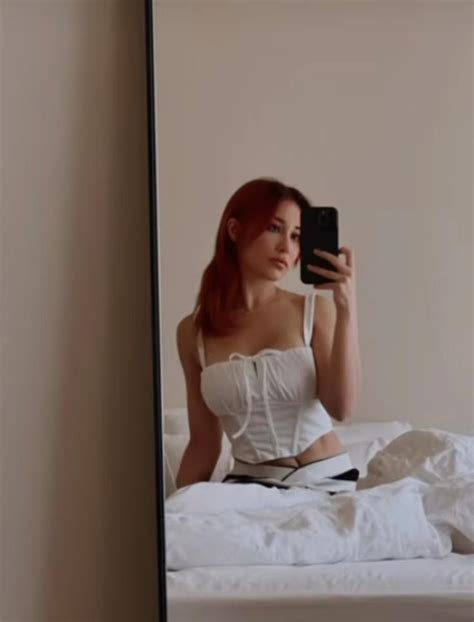 F1elly reddit only fans free Telegram channel preview
