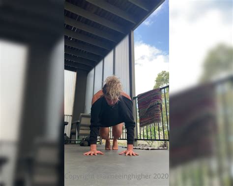 Handstand.goddess onlyfans leaked por Telegram preview