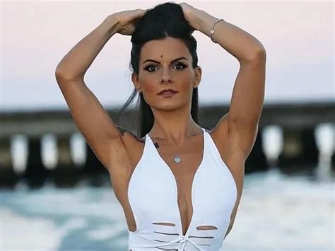 Hot nude women gif onlyfun leaks Telegram channel preview