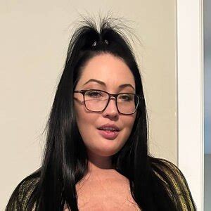 Hotforholly porn onlyfan Telegram channel preview