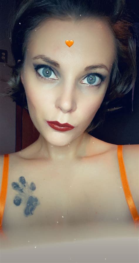 Iriskalyka com onlyfans Telegram channel preview