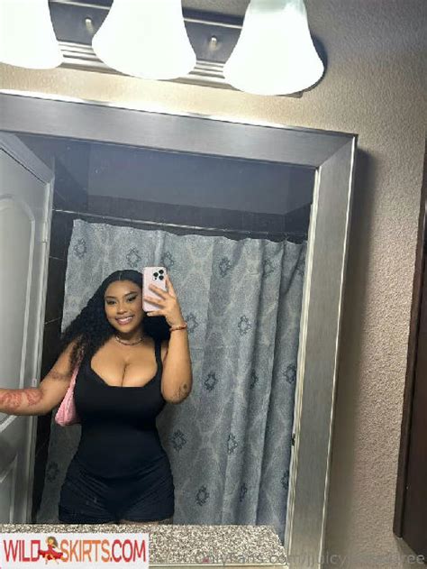 Juicyjas flashes nude Telegram preview
