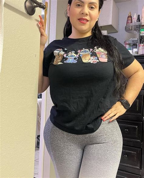 La bonita 1000 xx video onlyfans Telegram channel preview