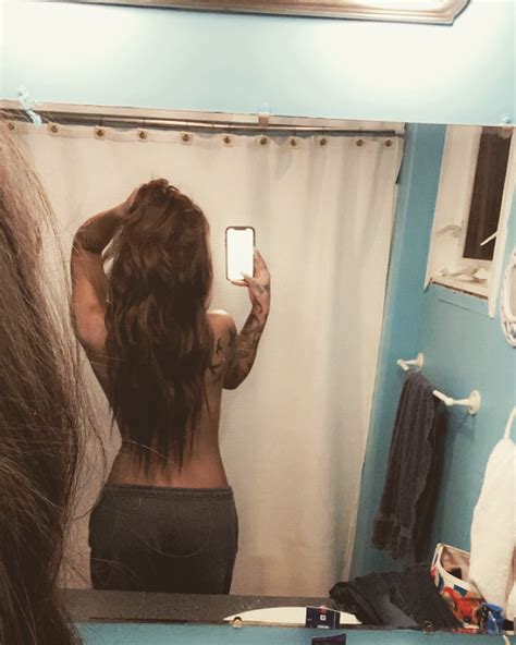 Leanne onlyfans fans mega Telegram channel preview