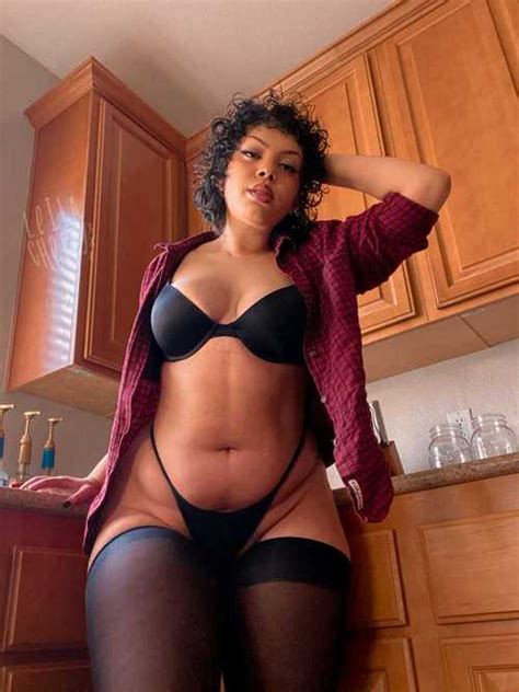 Leilacherry onlyfans nude set Telegram preview