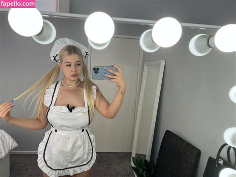 OnlyFans content preview on domain