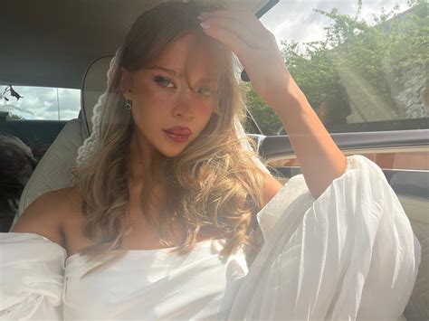 Lotte elizabeth harrison gay por Telegram channel preview