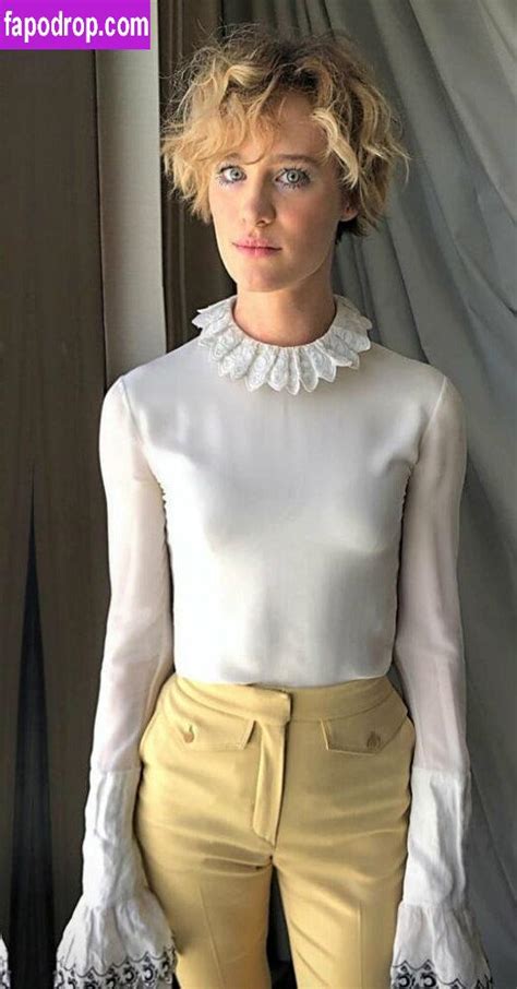 Mackenzie davis onlyfans set leaked Telegram channel preview