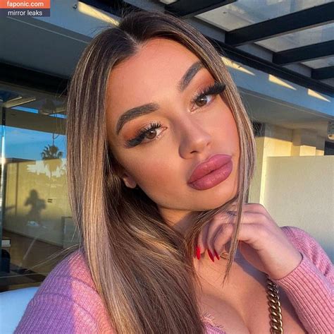 Martina smeraldi leaked nude leaks onlyfans Telegram channel preview