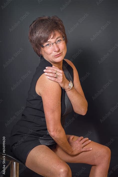 Mature play porn fans dump Telegram channel preview