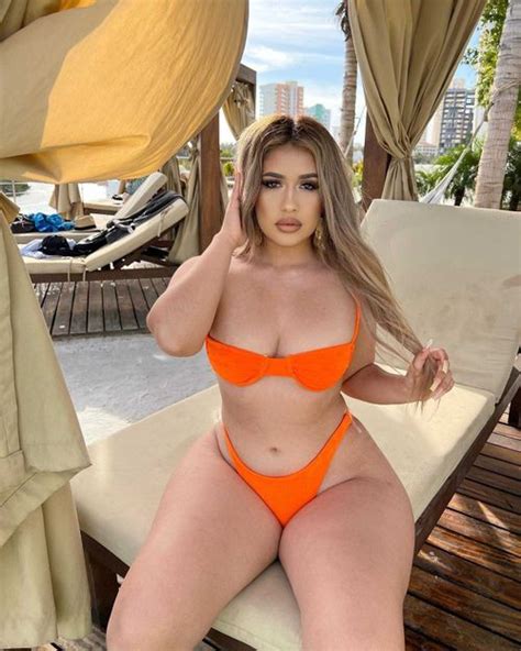 Peachybunzoy nudes telegram nudes onlyfans leaked Telegram channel preview