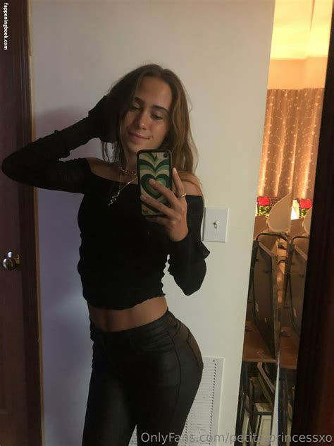 Petite princess videos onlyfans Telegram preview