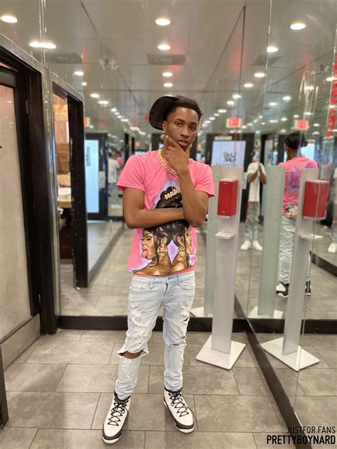 Prettyboynard only fans Telegram channel preview