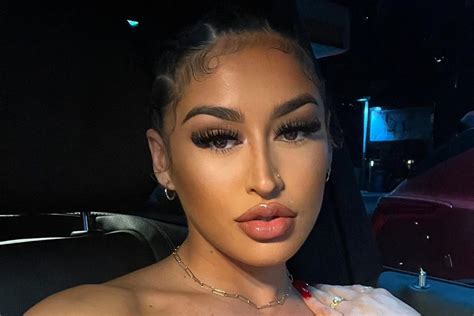 Raelynninez onlyfans leaked nudes Telegram channel preview