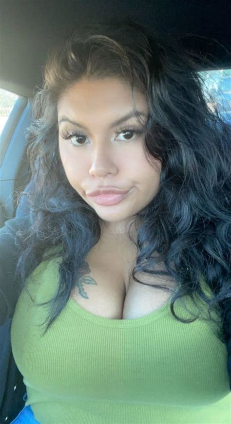 Roseysan nude patreon leaked Telegram channel preview